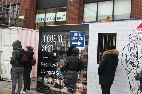 Canada: Người dân ngày càng lún sâu vào nợ nần