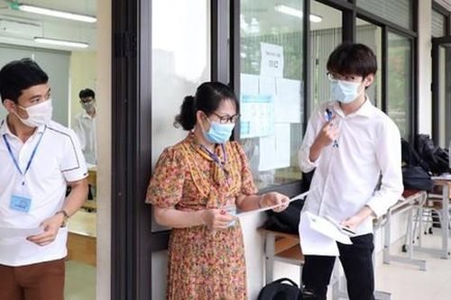 Tăng cường ứng dụng công nghệ trong tổ chức thi tốt nghiệp THPT