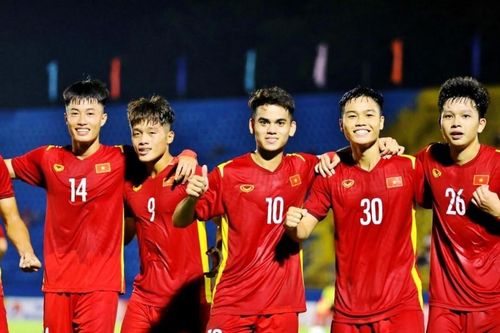 U20 Việt Nam - U20 Hong Kong: Đầu xuôi đuôi mới lọt