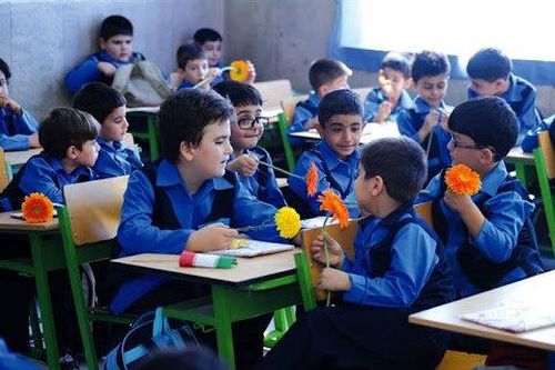 Iran mở trường học trực tuyến cho công dân sống ở nước ngoài