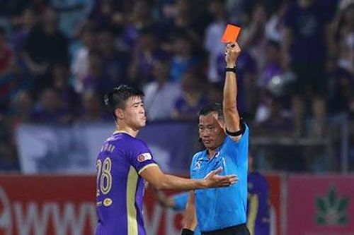 Quế Ngọc Hải, Đỗ Duy Mạnh cùng nhận thẻ đỏ: Lời cảnh tỉnh trước khi lên Tuyển