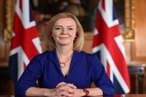 Liz Truss - Đưa nước Anh 'vượt qua bão'?