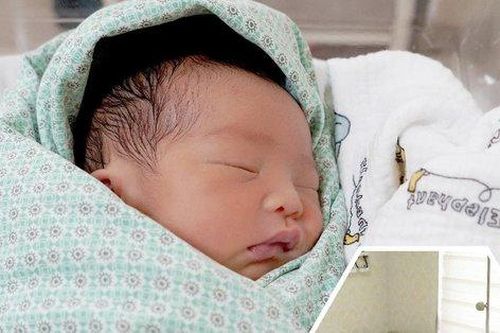Sản phụ bị rau tiền đạo trung tâm, rau cài răng lược vẫn sinh con khỏe mạnh