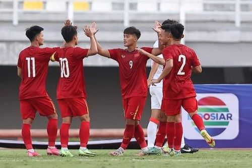 U20 Việt Nam thắng đậm U20 Hồng Kông trận mở màn