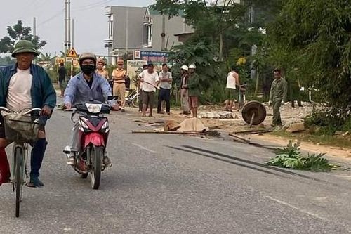 Đi xin rơm từ 4h sáng, một người phụ nữ bị tông tử vong