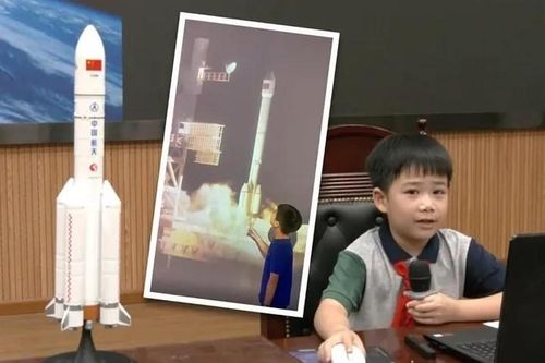'Thầy giáo nhí' 9 tuổi được mời dạy về khoa học vũ trụ