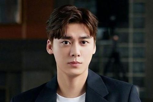Lý Dịch Phong bị phát tán clip 18+?