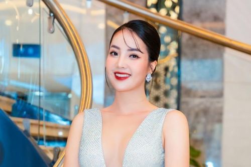 Lần hiếm hoi MC Thụy Vân VTV hở bạo