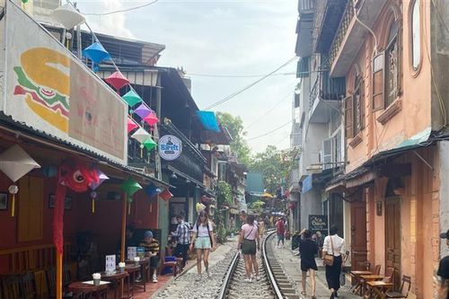Sẽ thu hồi toàn bộ giấy phép của các hộ kinh doanh càphê đường tàu
