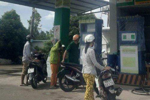 Cà Mau có 10 cây xăng tạm ngưng hoạt động do thiếu hụt nguồn cung cấp
