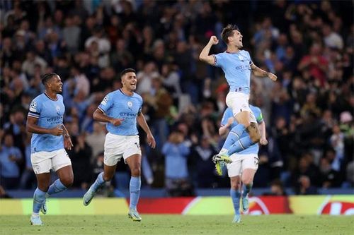 Haaland lập siêu phẩm giúp Man City ngược dòng Dortmund