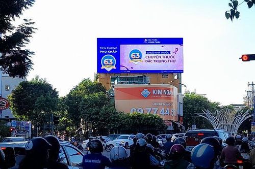 Bị phạt vì quảng cáo FPT Long Châu là chuỗi nhà thuốc 'chuyên thuốc đặc trị ung thư'