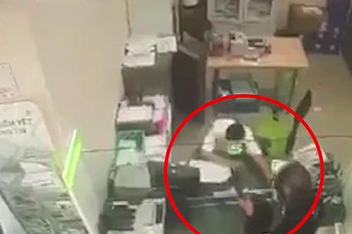 Chủ động phòng ngừa tội phạm tại các điểm giao dịch ngân hàng