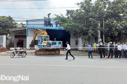 Cưỡng chế thu hồi đất 7 hộ dân để thực hiện Dự án xử lý dioxin