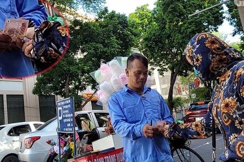 Quận Hoàn Kiếm chỉ đạo 'nóng' sau phản ánh bãi trông xe tự phát giăng kín các lối vào không gian đi bộ hồ Gươm