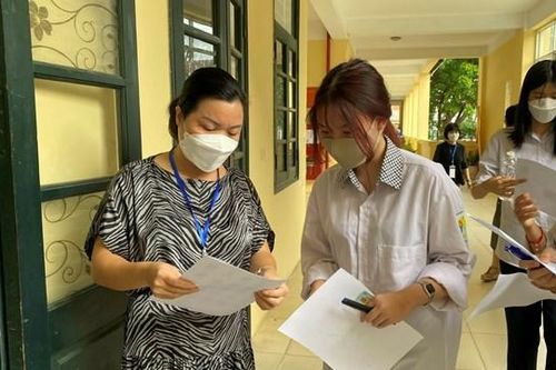 Điểm chuẩn 2022: Ngành nào đang giữ vị trí 'quán quân'?