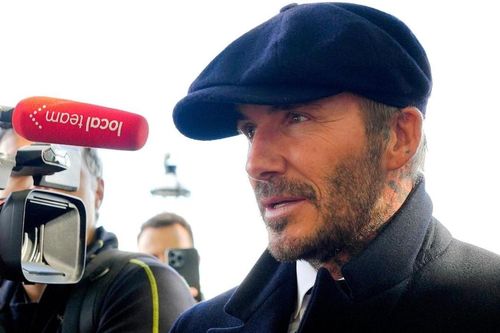 Video Beckham xếp hàng chờ tiễn biệt Nữ hoàng Elizabeth II