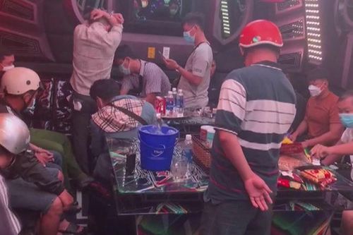 Đồng Tháp: Phát hiện nhóm sử dụng ma túy trong phòng hát