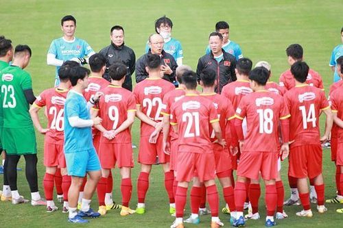 Đội vô địch giải Tam hùng sẽ nhận bao nhiêu tiền thưởng?