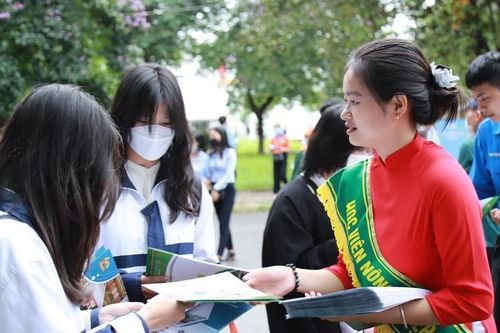 Điểm chuẩn vào Học viện Nông nghiệp Việt Nam từ 15 đến 23 điểm