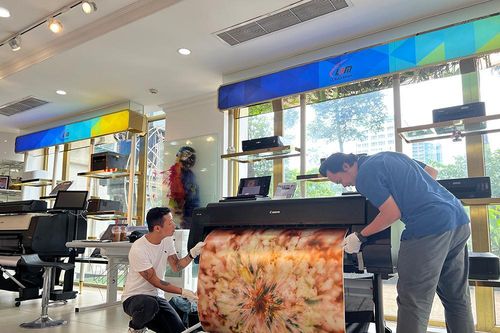 'In nắng trên giấy ảnh', kỹ thuật nhiếp ảnh mới lạ tại Việt Nam