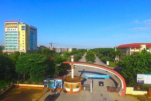 'Choáng' với điểm trúng tuyển cao... chót vót của Đại học Hồng Đức - Thanh Hóa