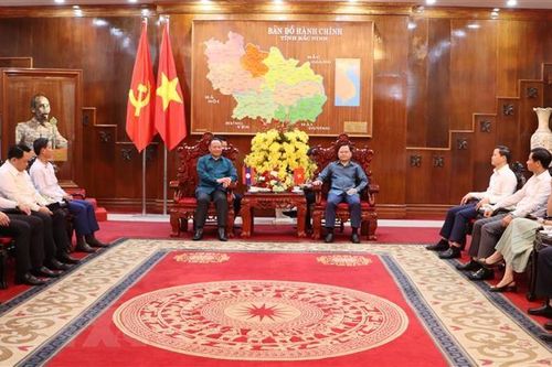 Phát huy tinh thần đoàn kết thanh niên hai nước Việt Nam-Lào