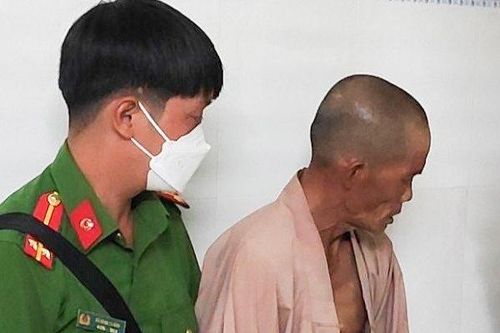 Đồng Nai: Bắt đối tượng trốn lệnh truy nã, giả danh nhà sư