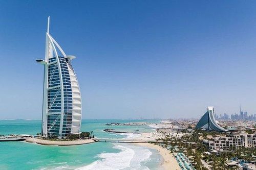 Có gì bên trong 'khách sạn 7 sao duy nhất trên thế giới' xa hoa bậc nhất Dubai?