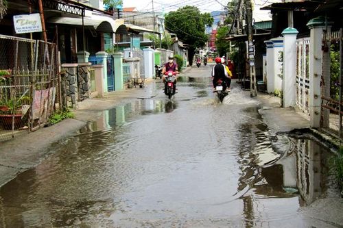 Đoạn đường thường xuyên bị ngập nước