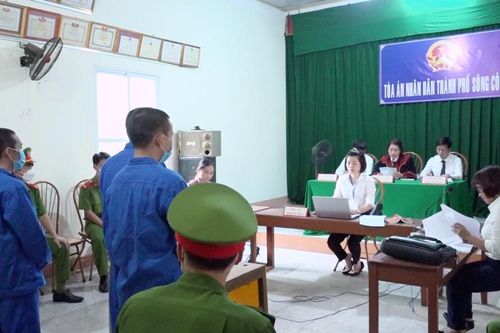 96 tháng tù cho 3 bị cáo tàng trữ trái phép chất ma túy