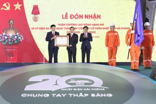 Nhiệt điện Hải Phòng: Kỷ niệm 20 năm thành lập và đón nhận Huân chương Lao động hạng Nhì