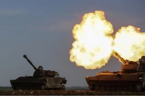 Ukraine tấn công thành phố của Nga, 3 người thương vong