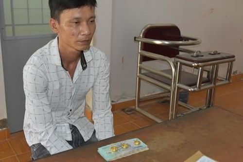 Đối tượng trộm tiền vàng của bạn nhậu rồi tung tin đổ vạ cho người khác