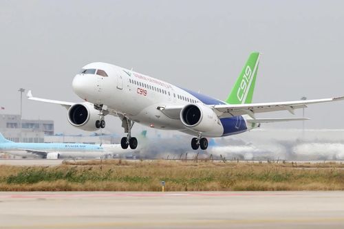 Cận cảnh máy bay thương mại do Trung Quốc sản xuất