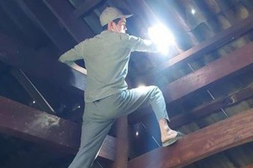 Tạm đình chỉ mỏ đá nổ mìn khiến 1 bé gái bị thương, hỏng nhiều nhà dân