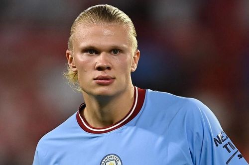Haaland lập kỷ lục chạm bóng ở Premier League