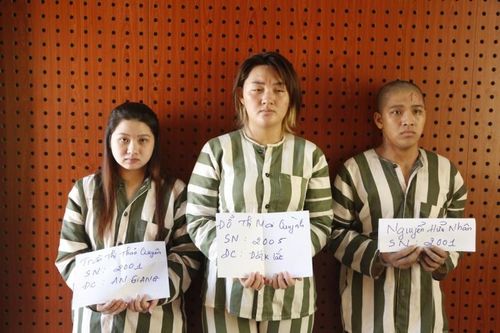 Thêm một thiếu nữ bị lừa việc nhẹ, lương cao
