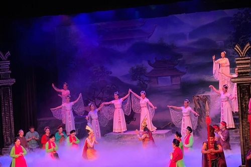 Những khó khăn của nghệ thuật chèo trong đời sống hiện đại