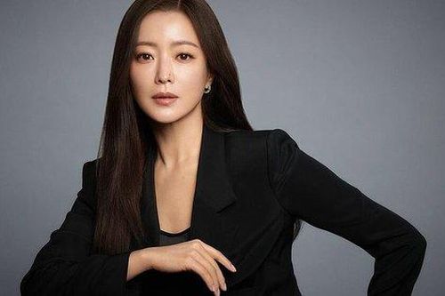 Cách ép cân cấp tốc với mật ong của Kim Hee Sun