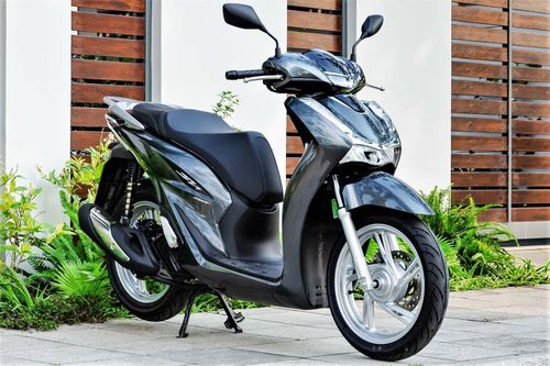 Honda SH tăng giá bán trở lại