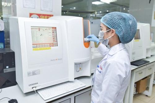 Cập nhật xét nghiệm và kỹ thuật chẩn đoán hình ảnh trong chẩn đoán và điều trị bệnh