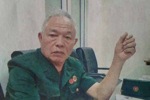 Không nổ súng vẫn được khen