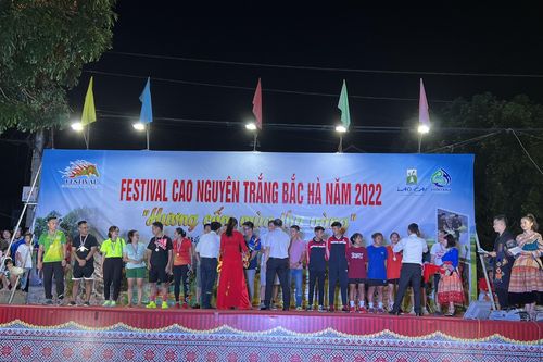 Bắc Hà, Lào Cai khai hội 'Hương cốm mùa thu vàng'