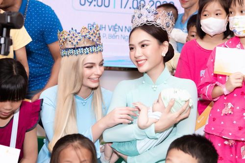 Hoa hậu Mai Phương rủ đương kim 'Hoa hậu Thế giới' làm từ thiện