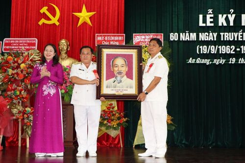 An Giang: Lữ đoàn 962 tổ chức lễ kỷ niệm 60 năm Ngày truyền thống