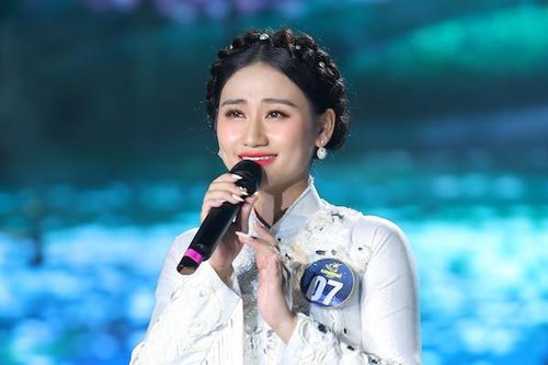 Minh Ngọc, Lan Quỳnh ấn tượng đêm thi đầu vòng chung kết Sao Mai 2022