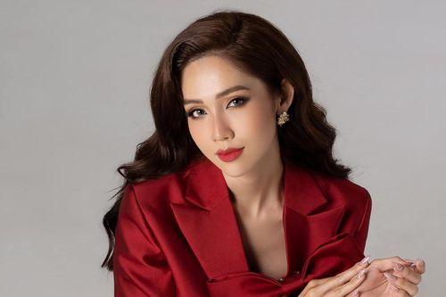 Nhiều lần gây tranh cãi khi lấn sân sang lĩnh vực MC, Đỗ Nhật Hà sở hữu trình độ học vấn ra sao?