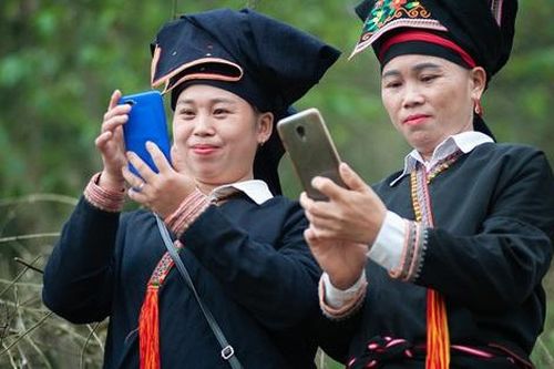 4 mô hình nâng cao quyền năng kinh tế, chống bạo lực và mua bán người cho phụ nữ dân tộc