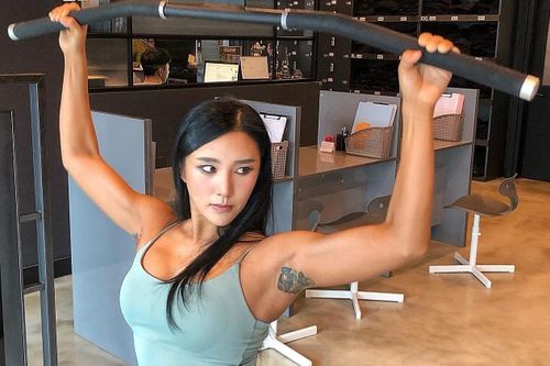 Phòng gym, quán cà phê Hàn Quốc dậy sóng vì cấm đàn ông